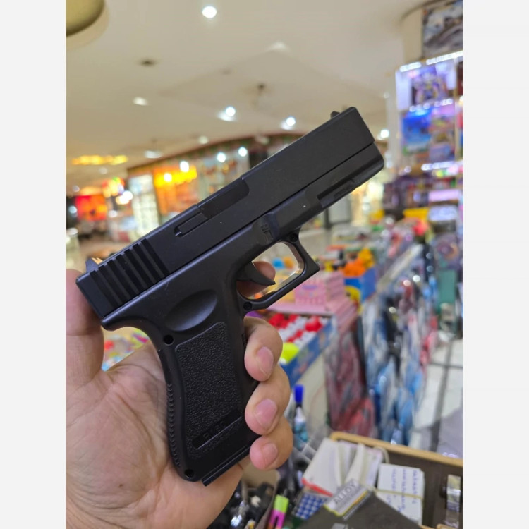 اسباب بازی کلت p180 خشابدار با صداخفه کن بدنه مقاوم بسیار با کیفیت